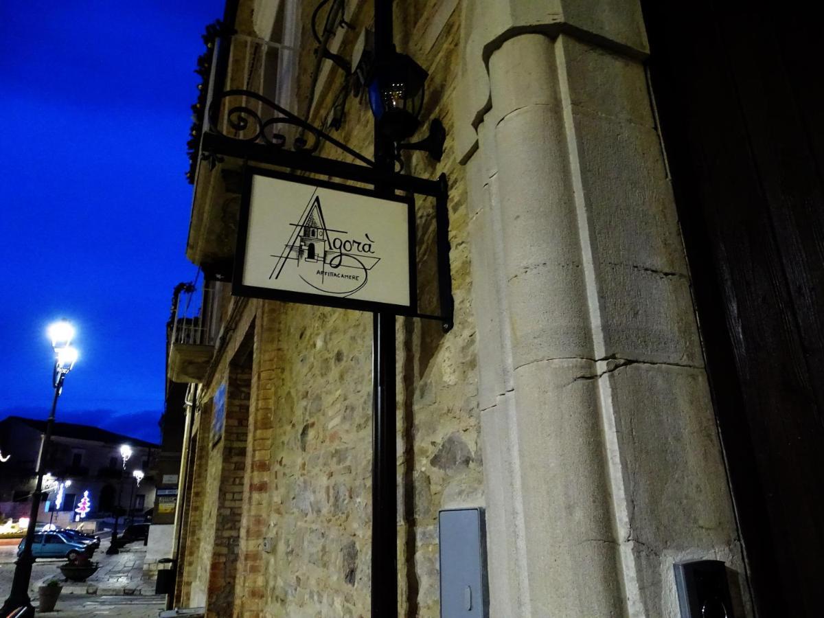 Agora' Castelnuovo Della Daunia Bed & Breakfast Exterior photo